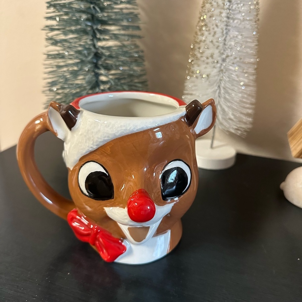 Reindeer Mug with Red Nose and Bow